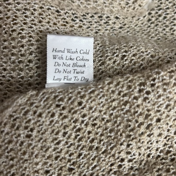 Yemak Long Sleeve Knitted Sweater - Picture 8 of 8